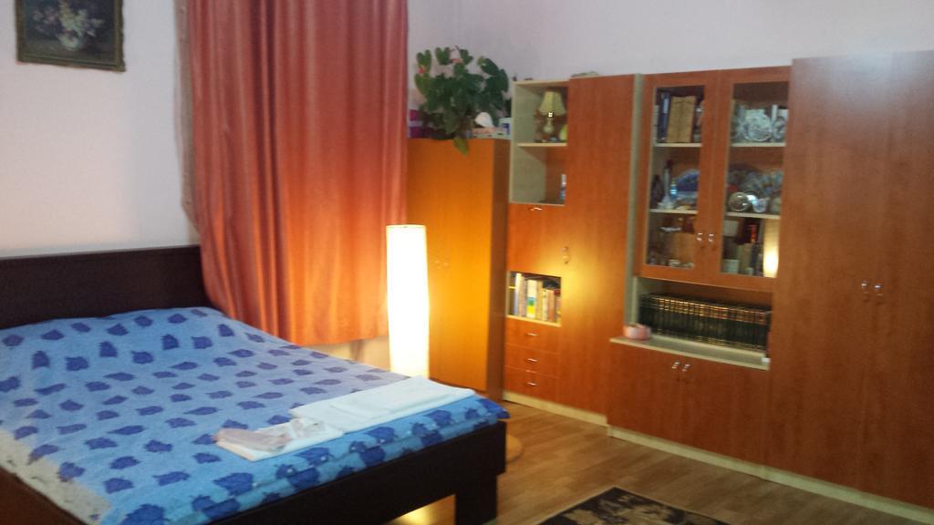 Cosy Studio Apartment Cluj-Napoca Ngoại thất bức ảnh